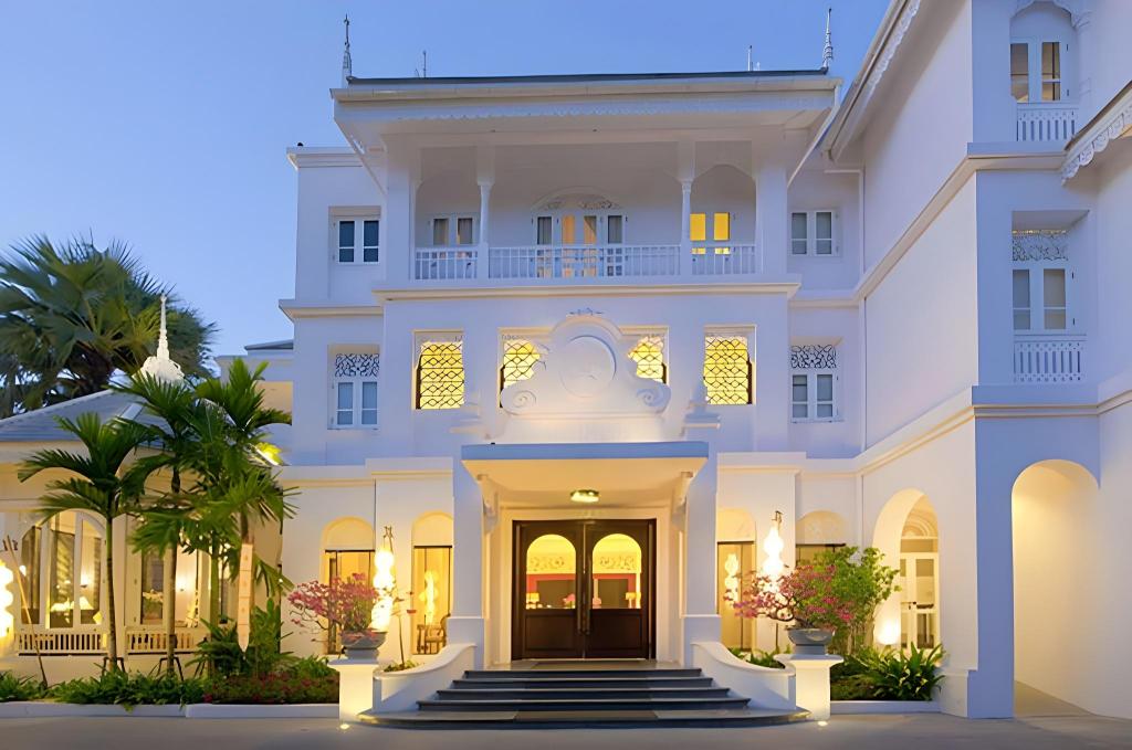 Chiang Mai Hotels for Restful Stays: Comparing Comfort and Serenity