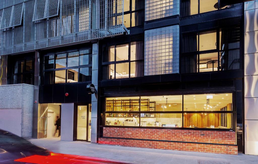Melbourne CBD Comfort: A Guide to Restful Stays in the City Center