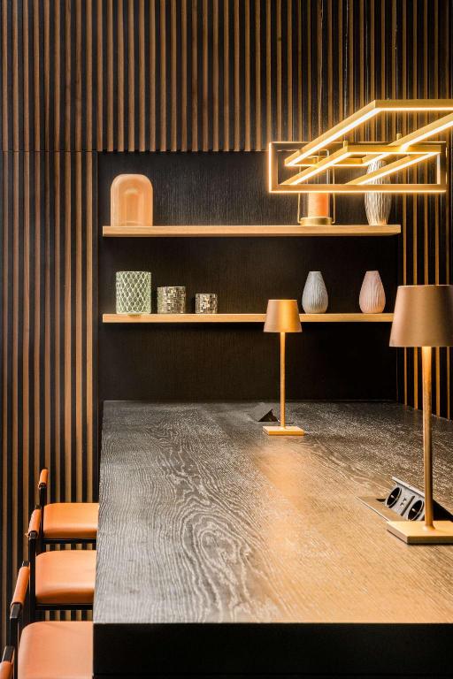Hamburg Hotels for Better Nights: A Comfort Comparison Guide